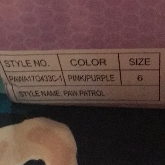 2 for 1🐾Paw Patrol🐾 w/LIGHTS & slippers💕 - Picture 3 of 7